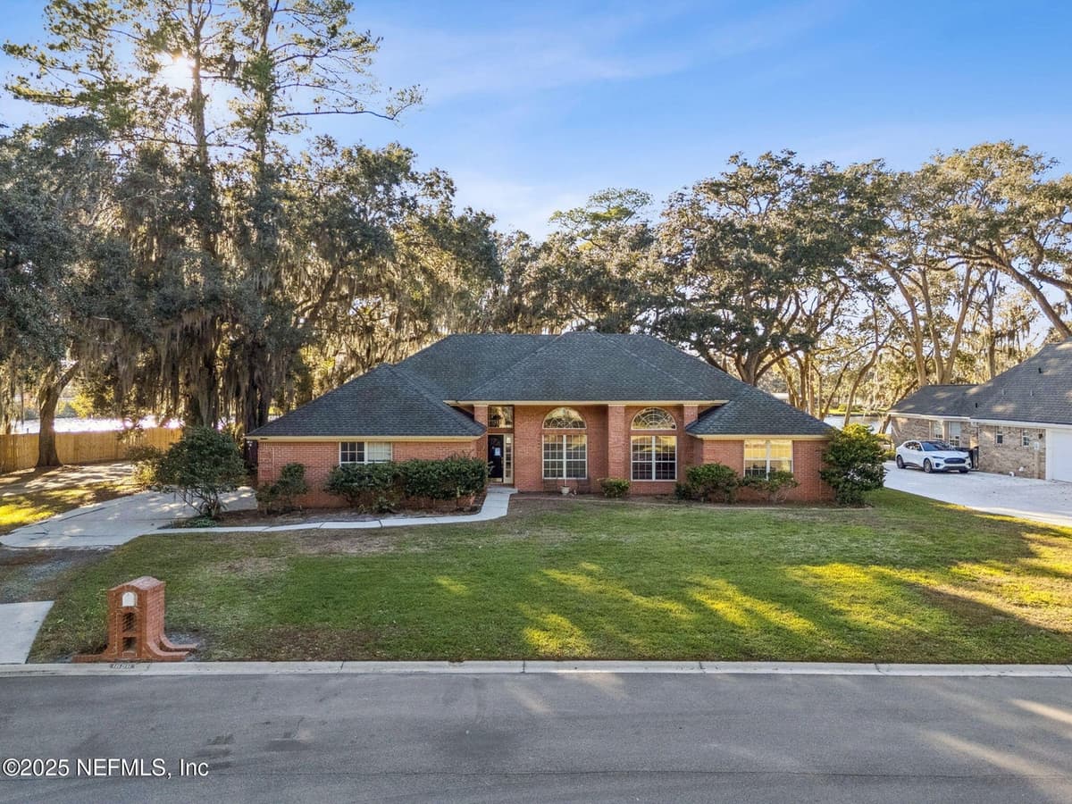 1850 WATERBURY Lane, Fleming Island, FL 32003 2
