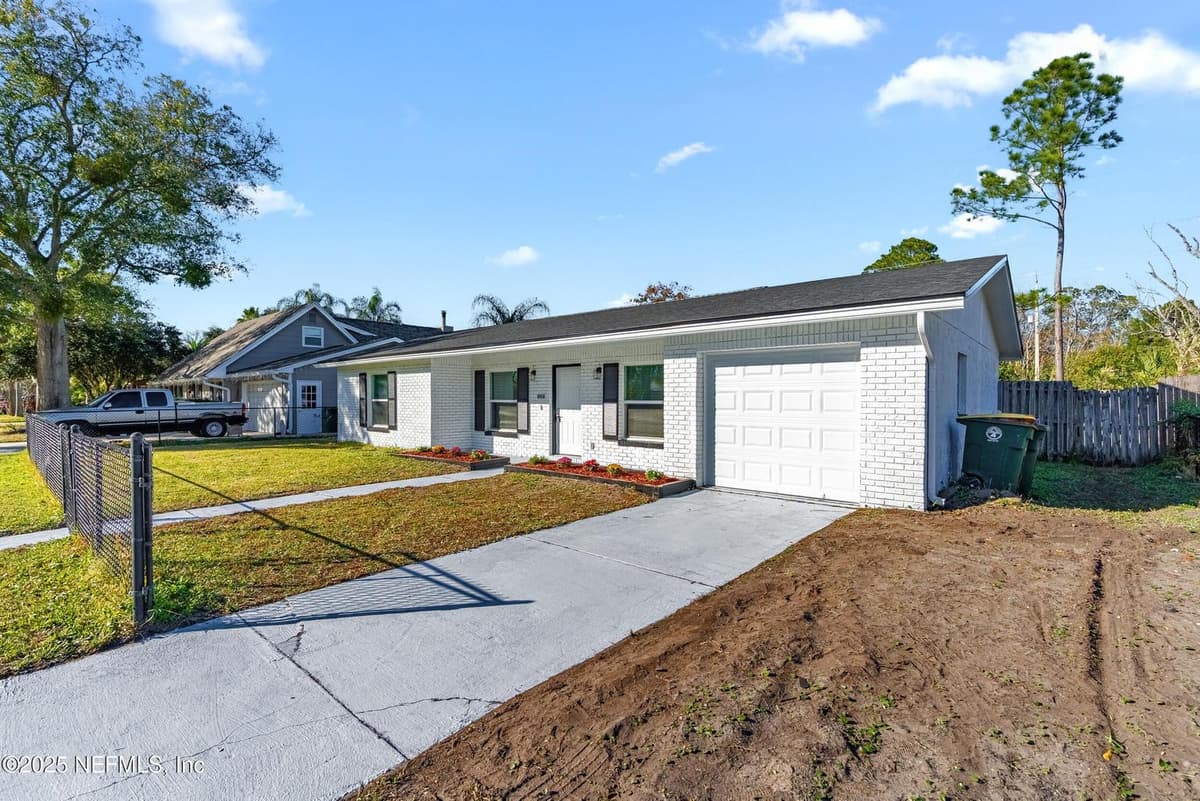 3631 NORTH RIDE Drive, Jacksonville, FL 32223 2