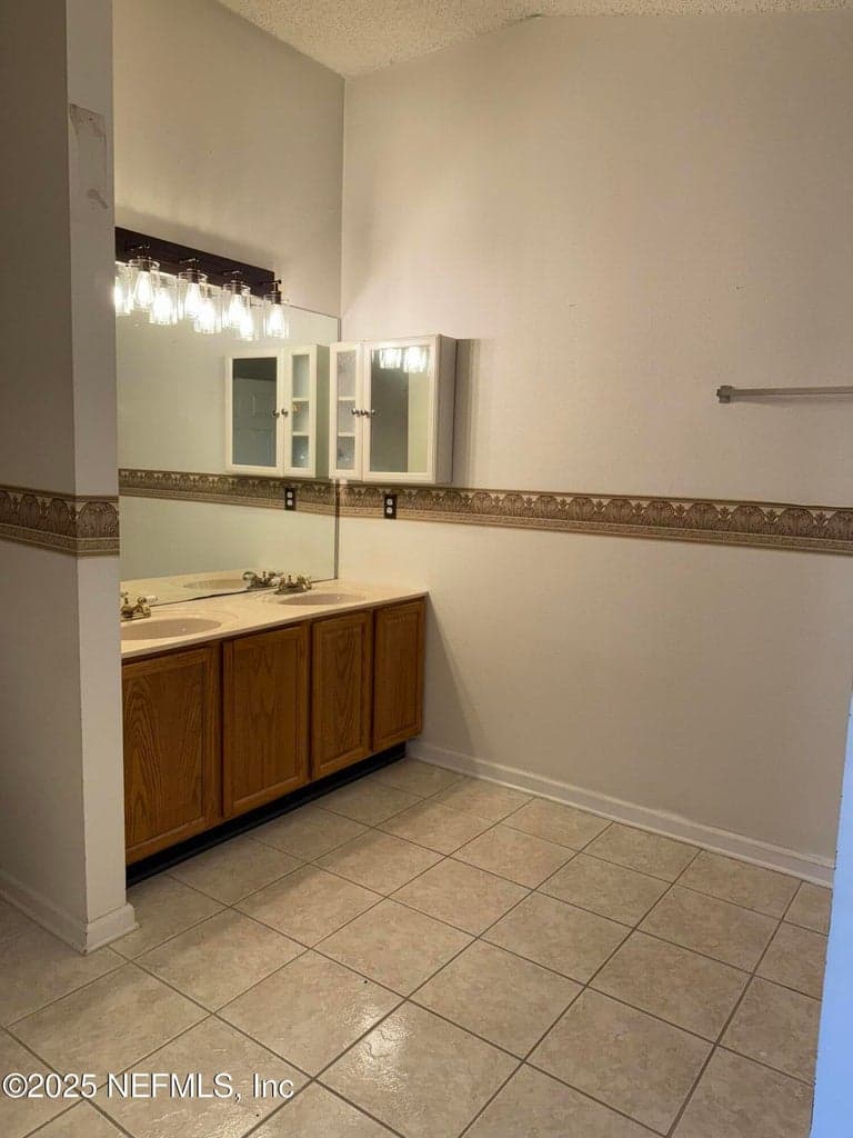 11501 KINGS RIDGE Court S, Jacksonville, FL 32218 2
