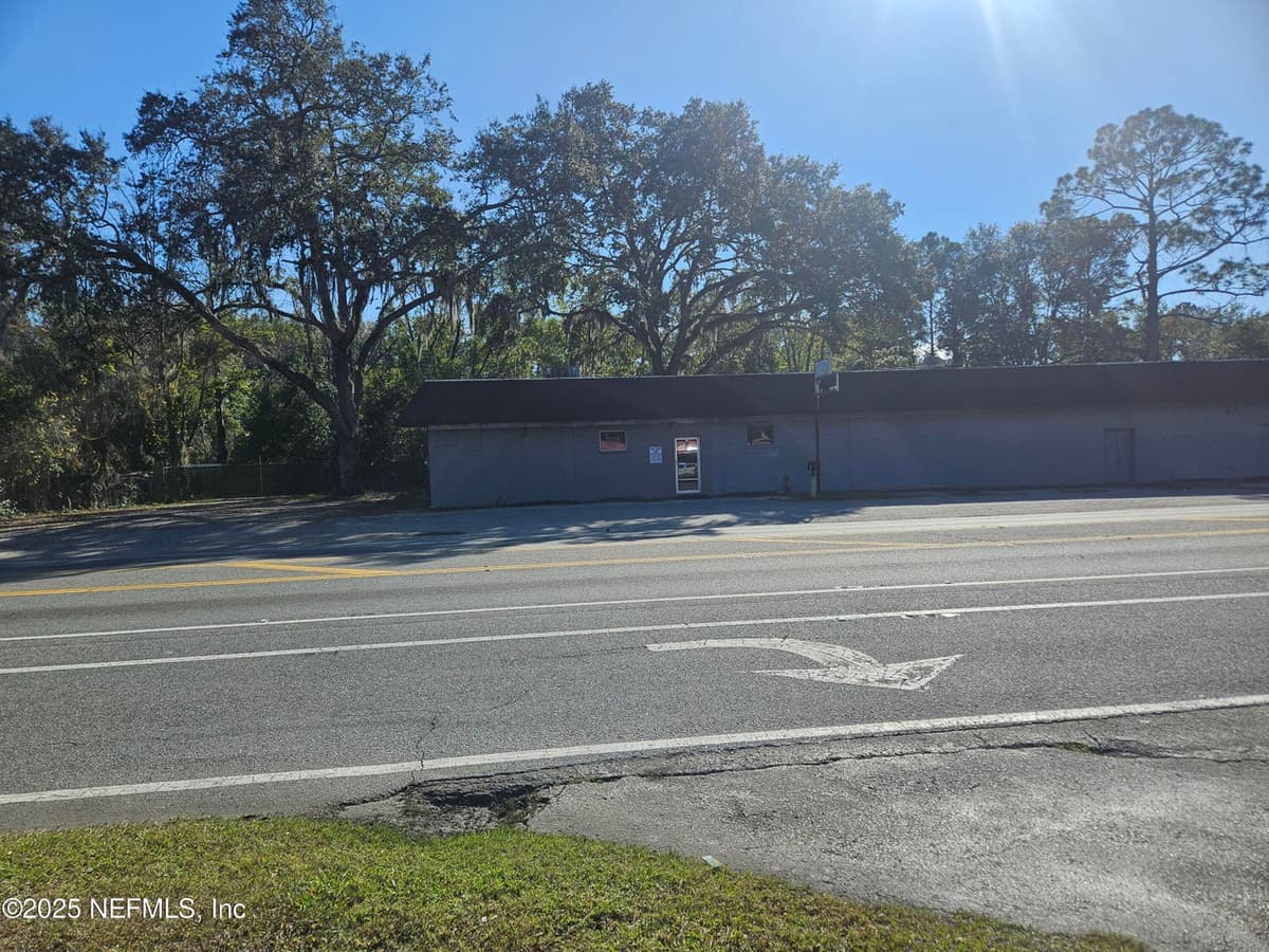 9100 W BEAVER Street, Jacksonville, FL 32220 2
