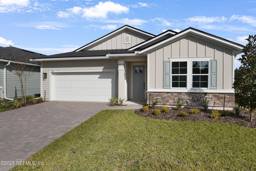 195 ENCLAVE Avenue, Palm Coast, FL 32164