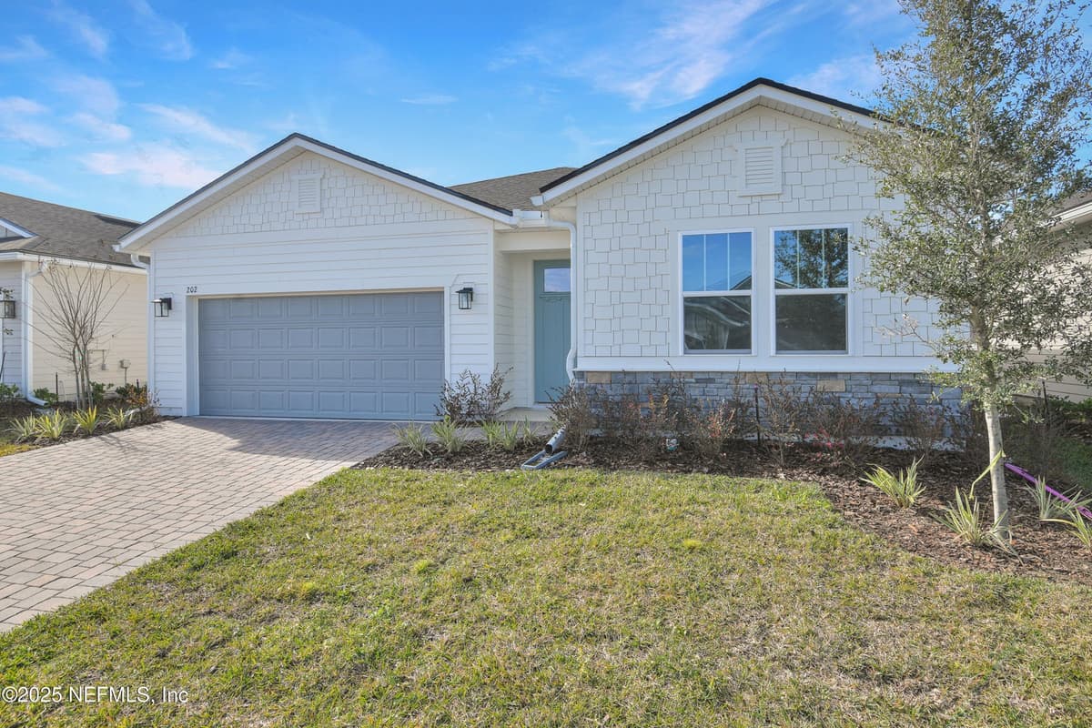202 ENCLAVE Avenue, Palm Coast, FL 32164 2