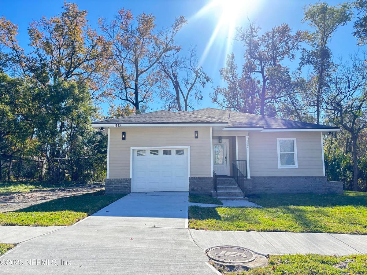 1992 W 20TH Street, Jacksonville, FL 32209 2