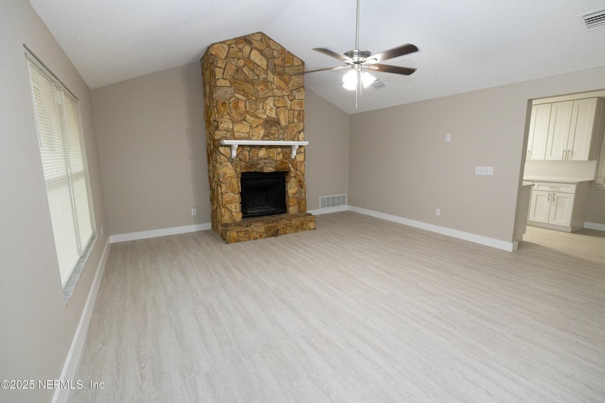 2715 PINEWOOD Boulevard N, Middleburg, FL 32068 2