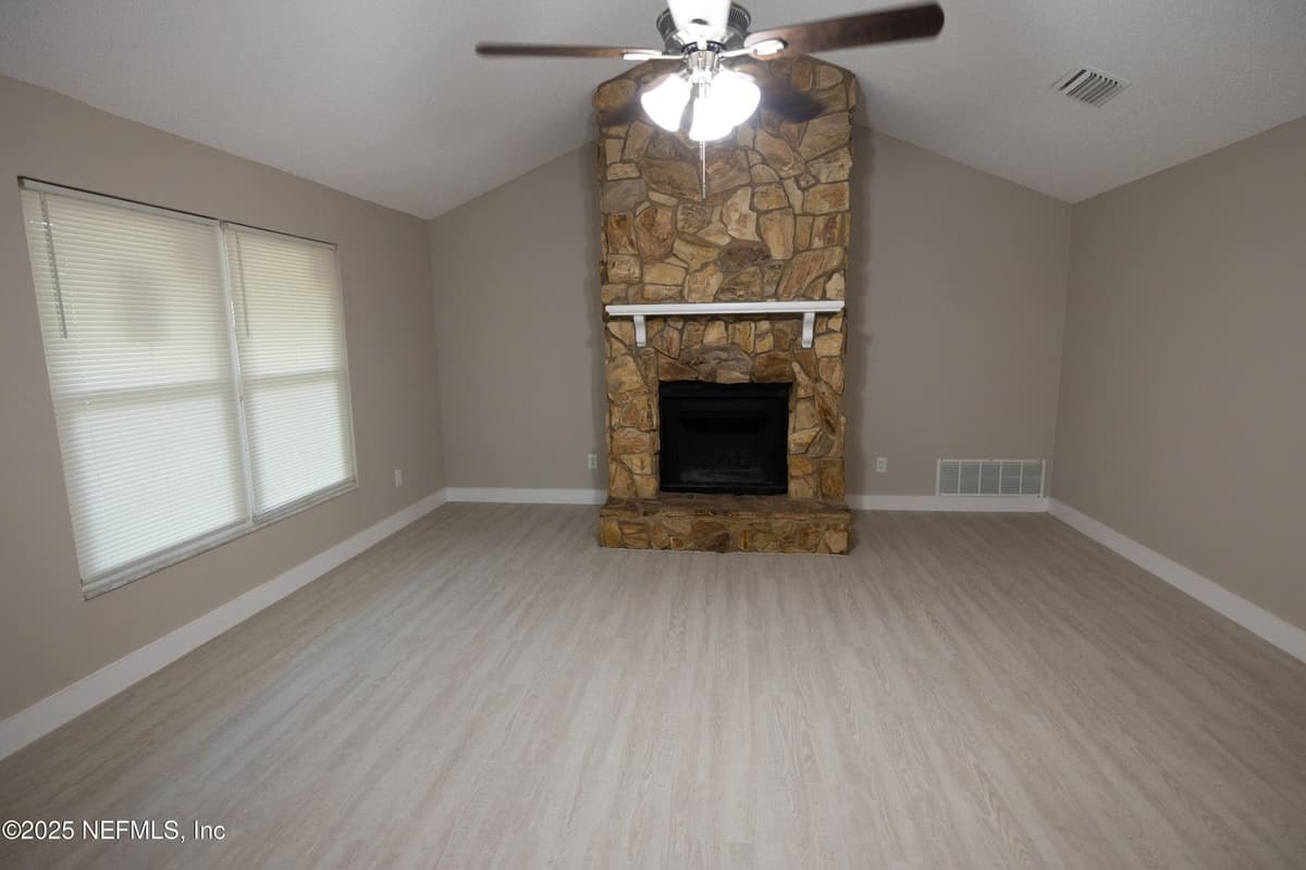 2715 PINEWOOD Boulevard N, Middleburg, FL 32068 3
