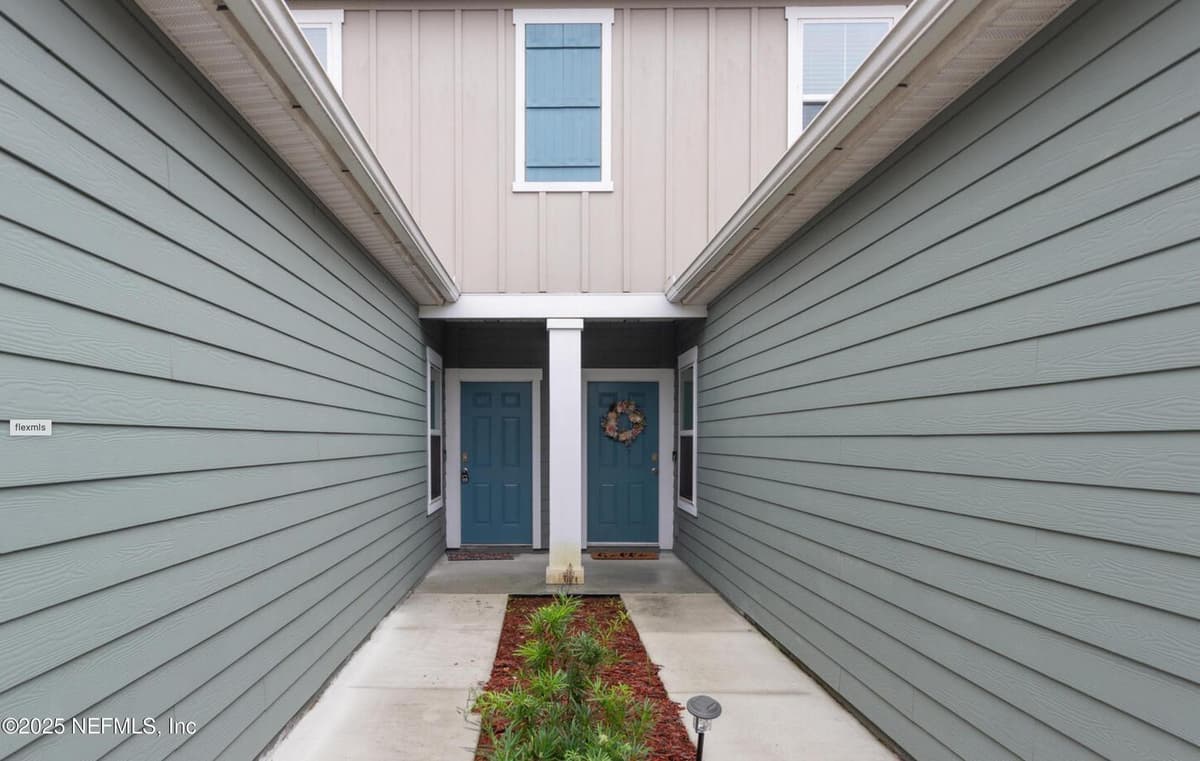8039 ECHO SPRINGS Road, Jacksonville, FL 32256 3