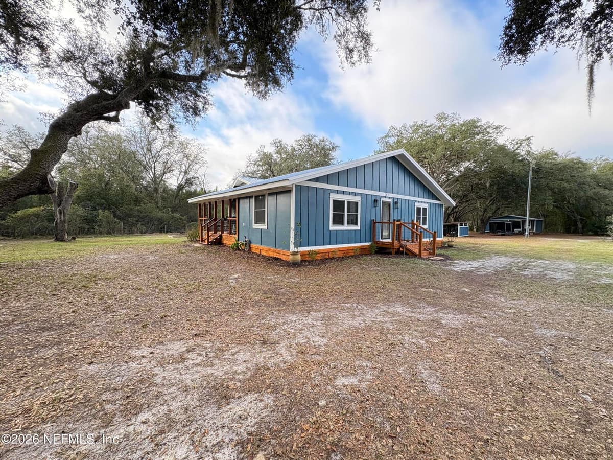 165 FULTON Road, Palatka, FL 32177 2