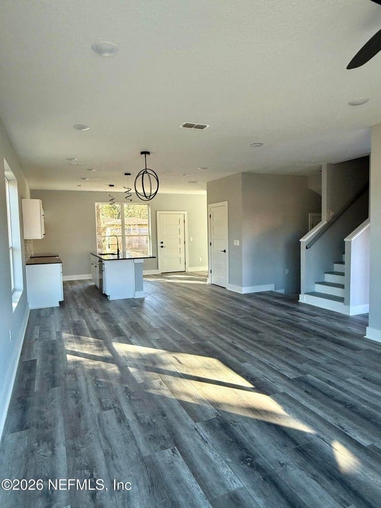 6056 BAGLEY Road, Jacksonville, FL 32209 2