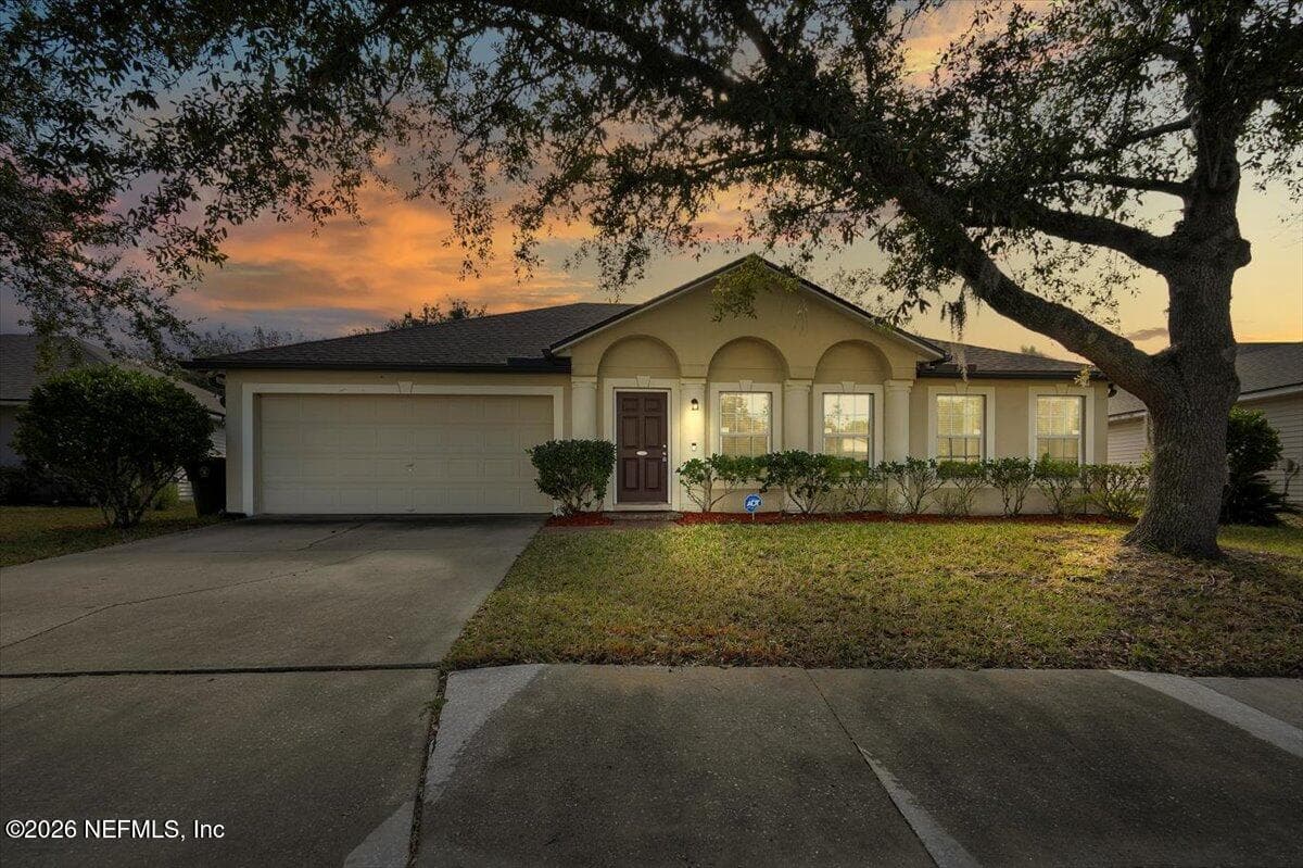 9366 THUNDERBOLT Drive, Jacksonville, FL 32221