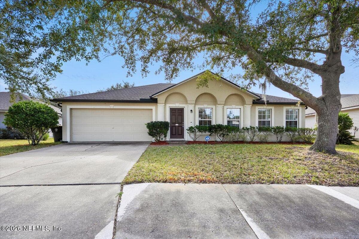 9366 THUNDERBOLT Drive, Jacksonville, FL 32221 2