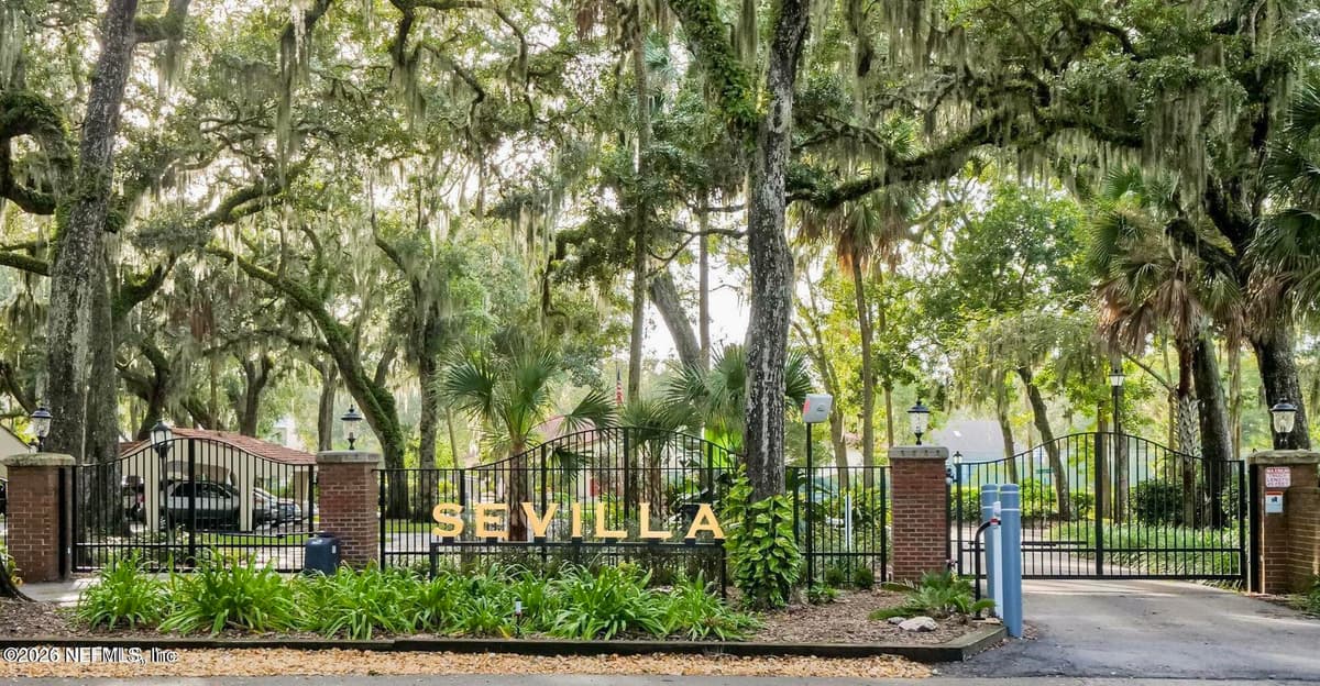 1820 SEVILLA Boulevard 205, Atlantic Beach, FL 32233 3