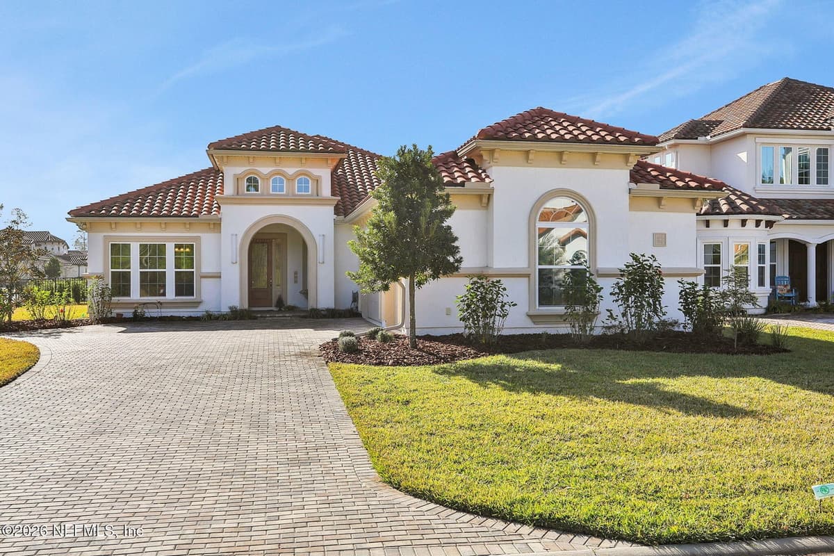 2812 CASSIA Lane, Jacksonville, FL 32246 3