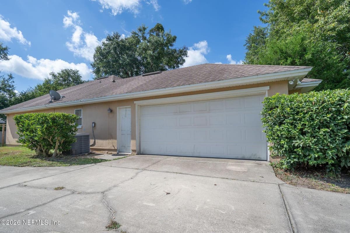 97447 BLUFF VIEW Circle, Yulee, FL 32097 3