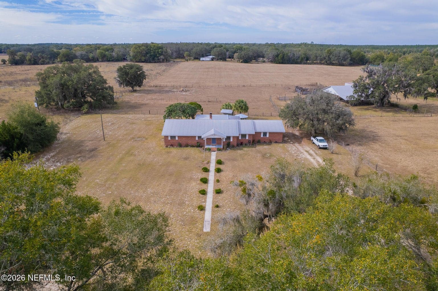 401 PLEASANT Street, Pomona Park, FL 32181