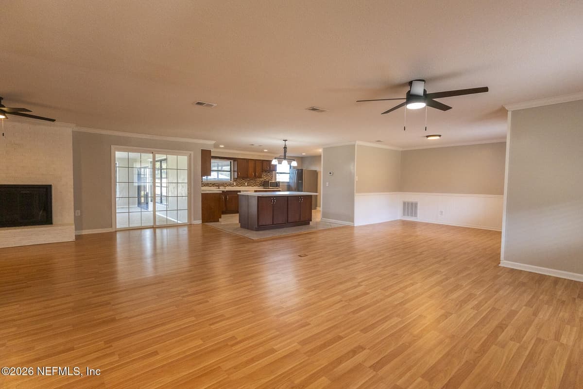 401 PLEASANT Street, Pomona Park, FL 32181 3