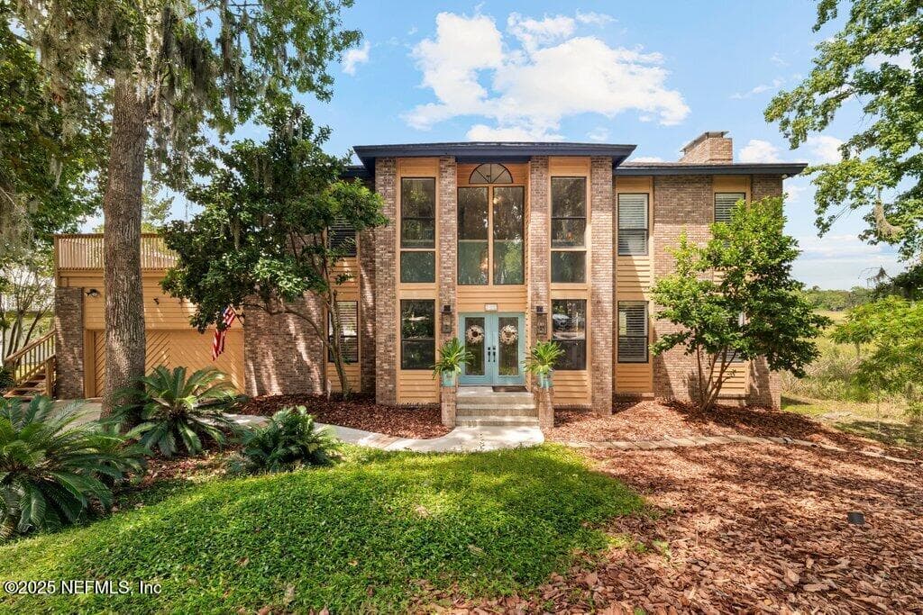 2010 SHADOW Lane, Neptune Beach, FL 32266 2