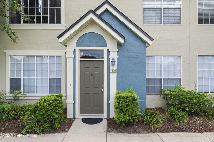 13703 RICHMOND PARK Drive 1406, Jacksonville, FL 32224