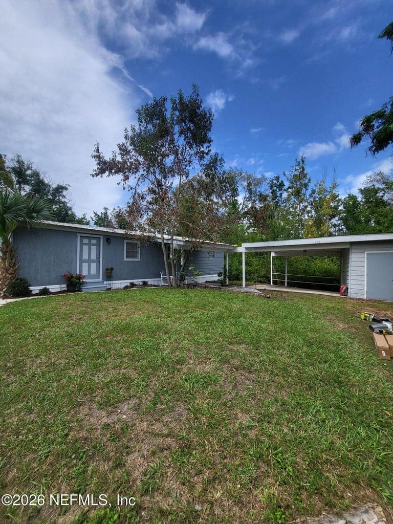 152 ALLIGATOR Circle, Crescent City, FL 32112