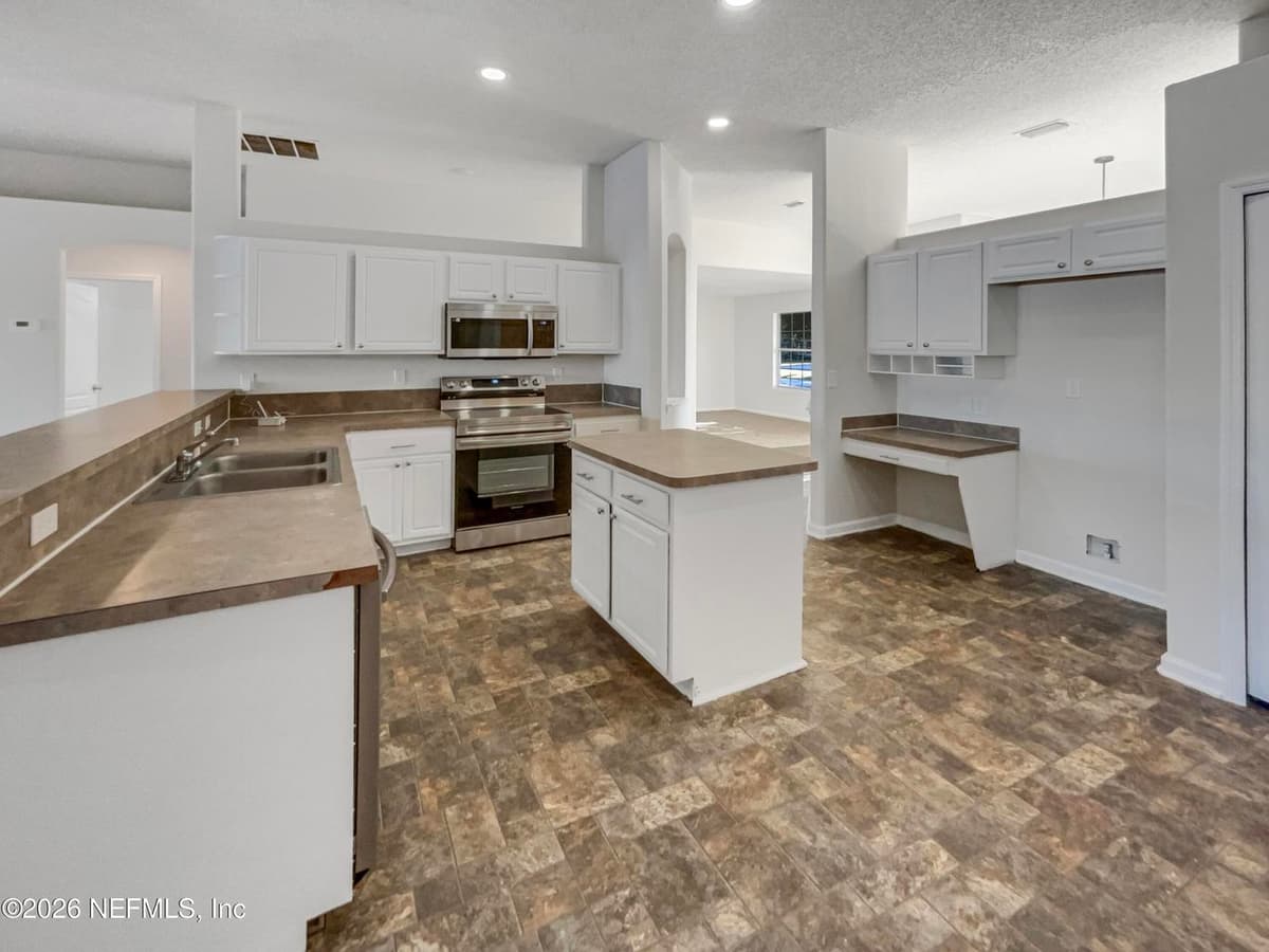 6891 CLINTON CORNERS Drive W, Jacksonville, FL 32222 2