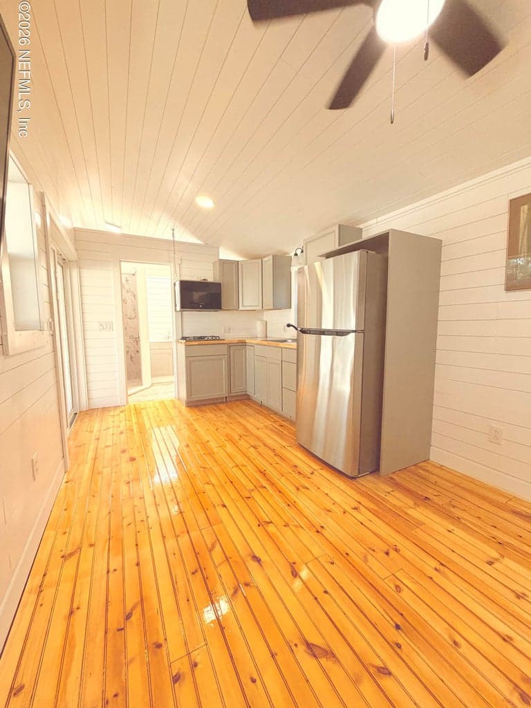 1270 COUNTY ROAD 241, Lulu, FL 32061