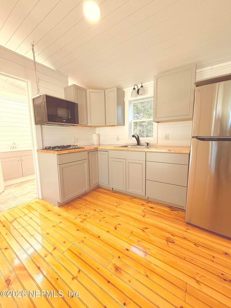 1270 COUNTY ROAD 241, Lulu, FL 32061 2
