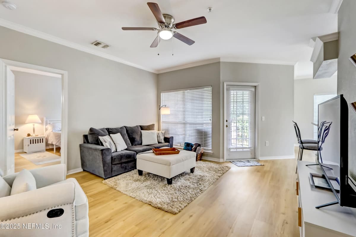 10961 BURNT MILL Road 328, Jacksonville, FL 32256 3