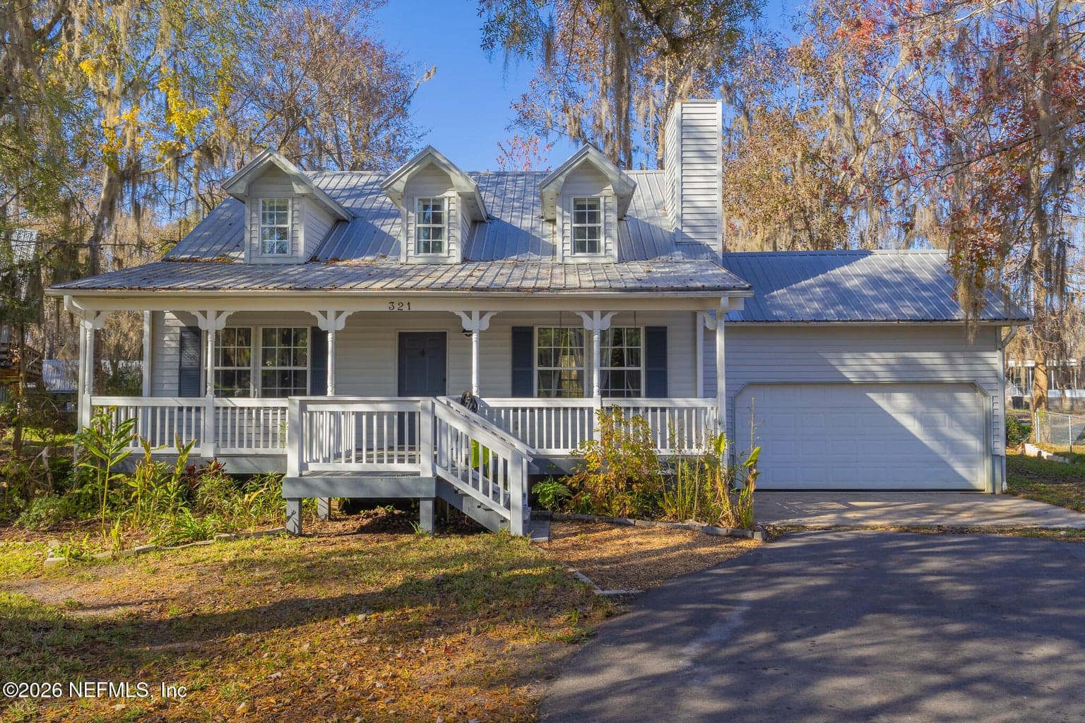 321 PARADISE Circle, Satsuma, FL 32189