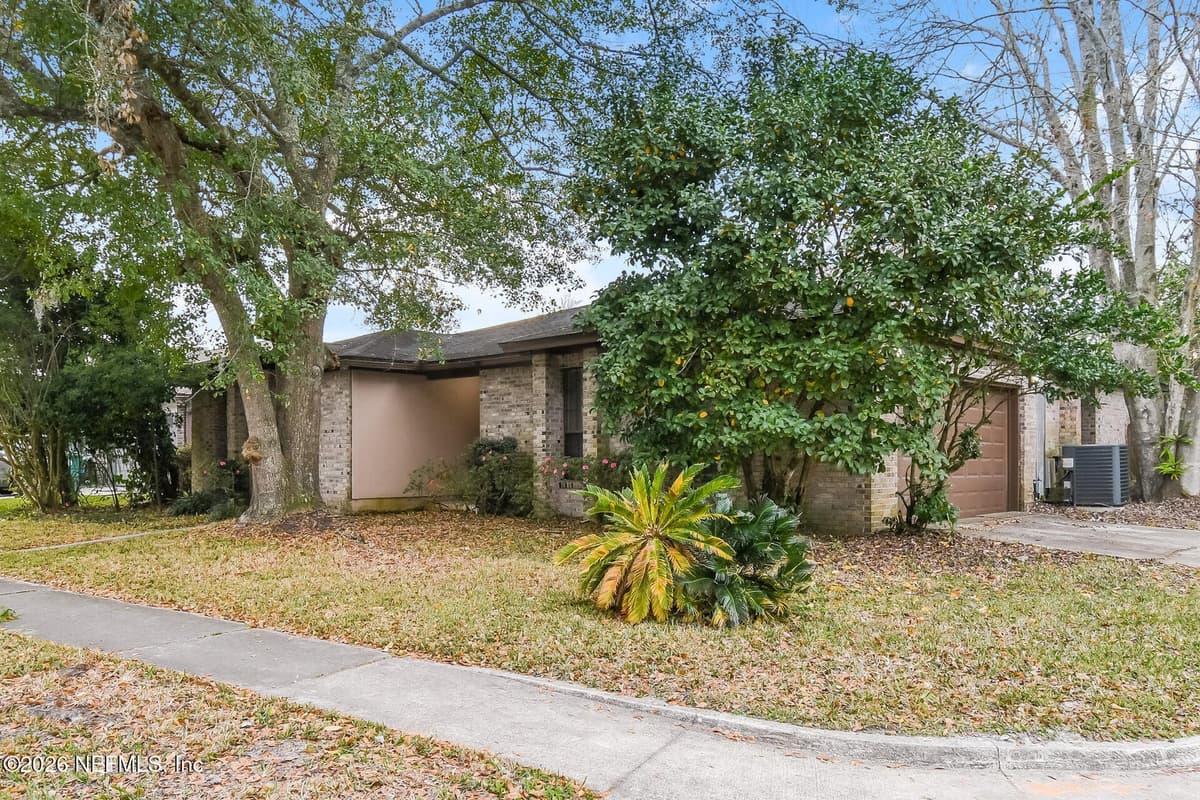 3056 BRIDGEVIEW Drive, Jacksonville, FL 32216 3