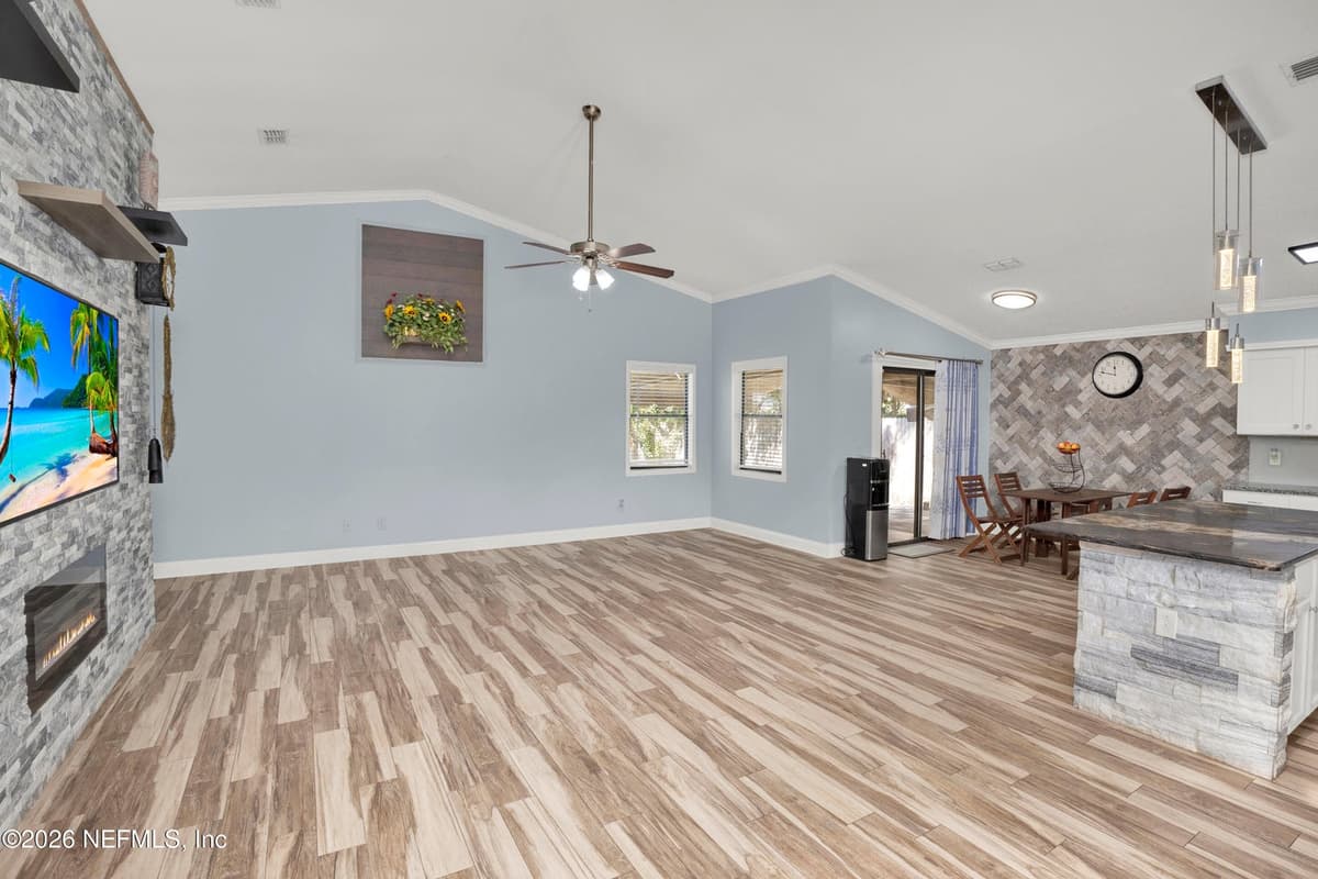 406 CRANES LANDING Court, Jacksonville, FL 32216 3