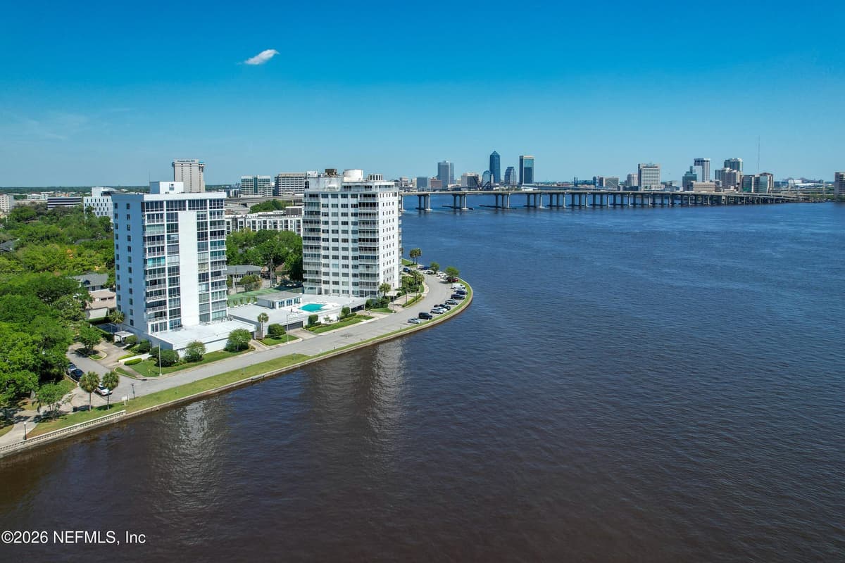 1596 LANCASTER Terrace 1B, Jacksonville, FL 32204 2