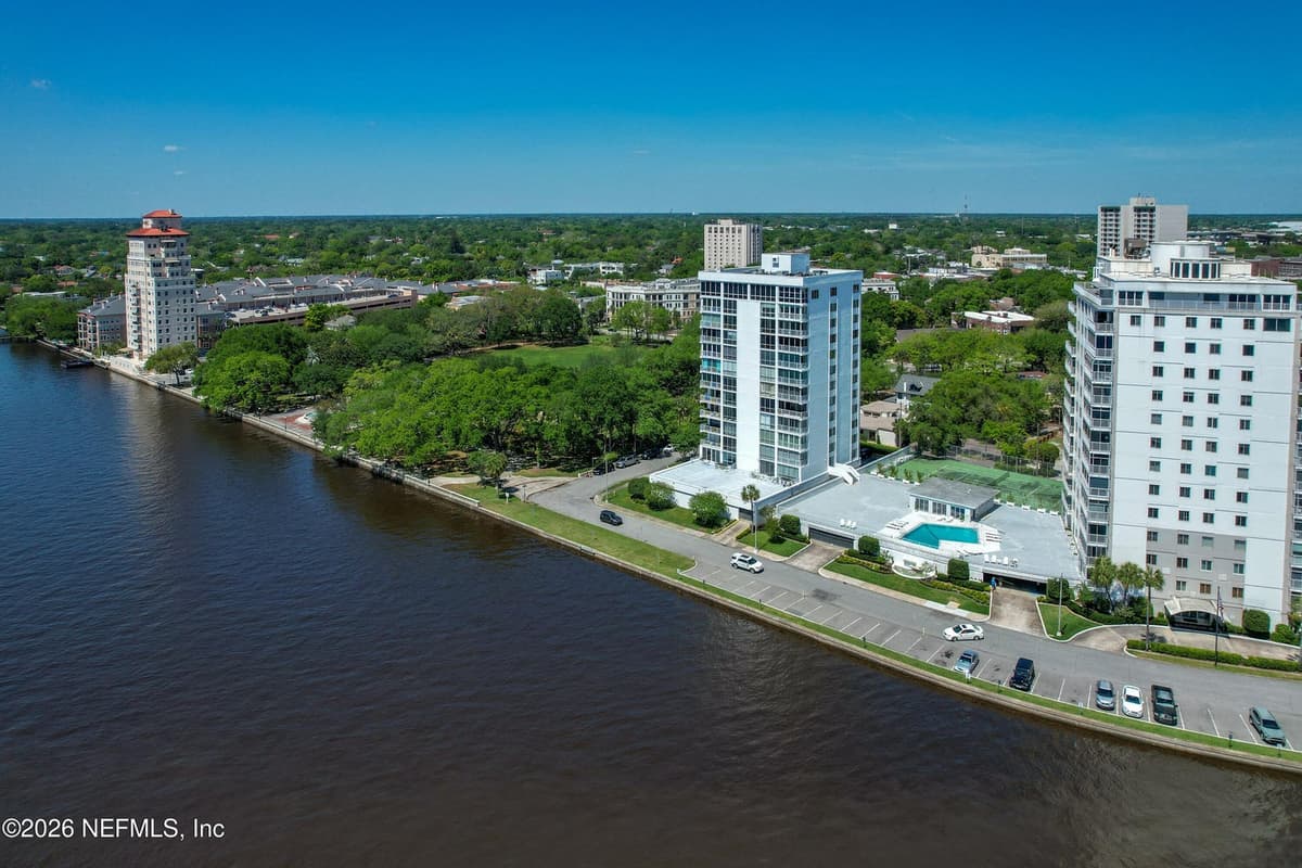 1596 LANCASTER Terrace 1B, Jacksonville, FL 32204 3