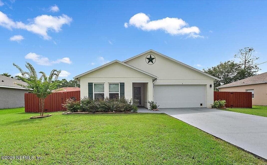 8 RAEITAN Way, Palm Coast, FL 32164