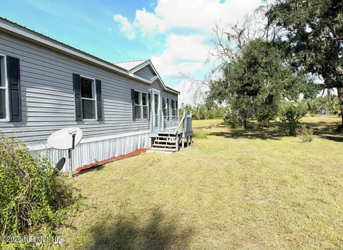 1670 DENNIS HOWELL Road, Perry, FL 32348 3