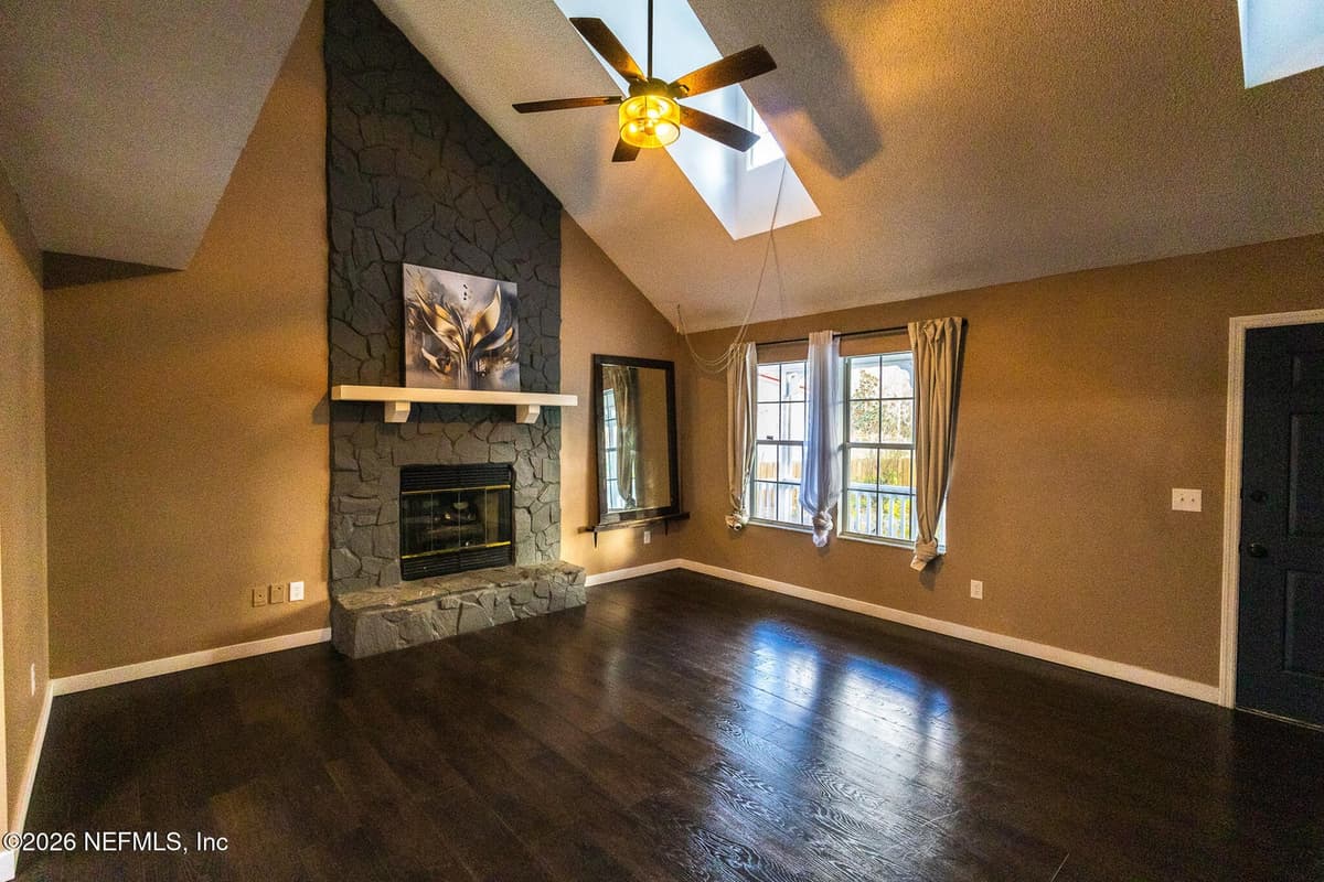 321 PARADISE Circle, Satsuma, FL 32189 3