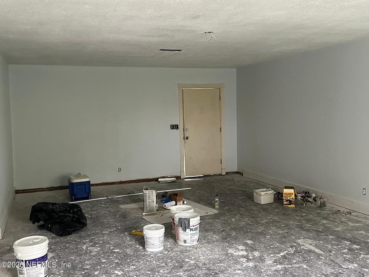 9959 LEM TURNER Road, Jacksonville, FL 32208 3
