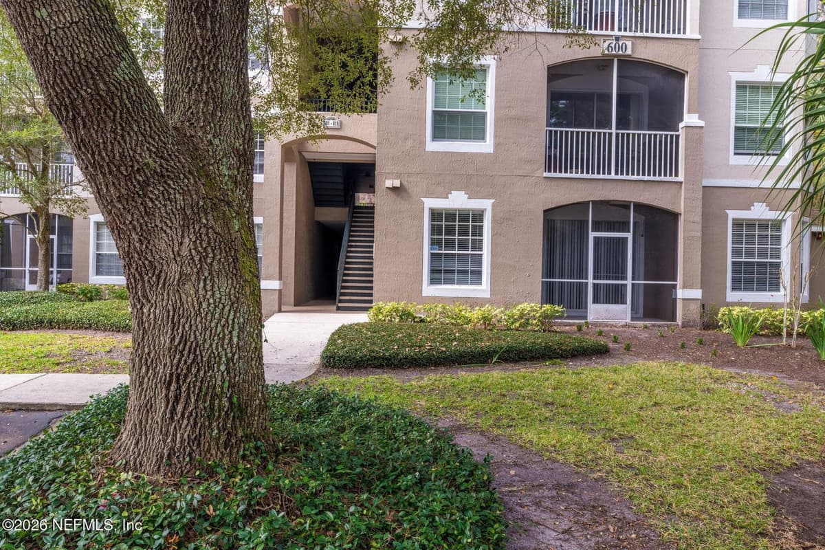 10550 BAYMEADOWS Road 601, Jacksonville, FL 32256 3