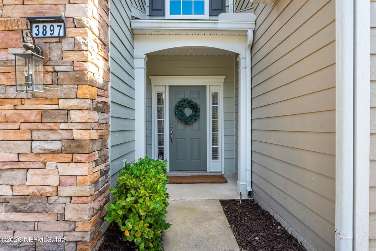3897 LIONHEART Drive, Jacksonville, FL 32216 2