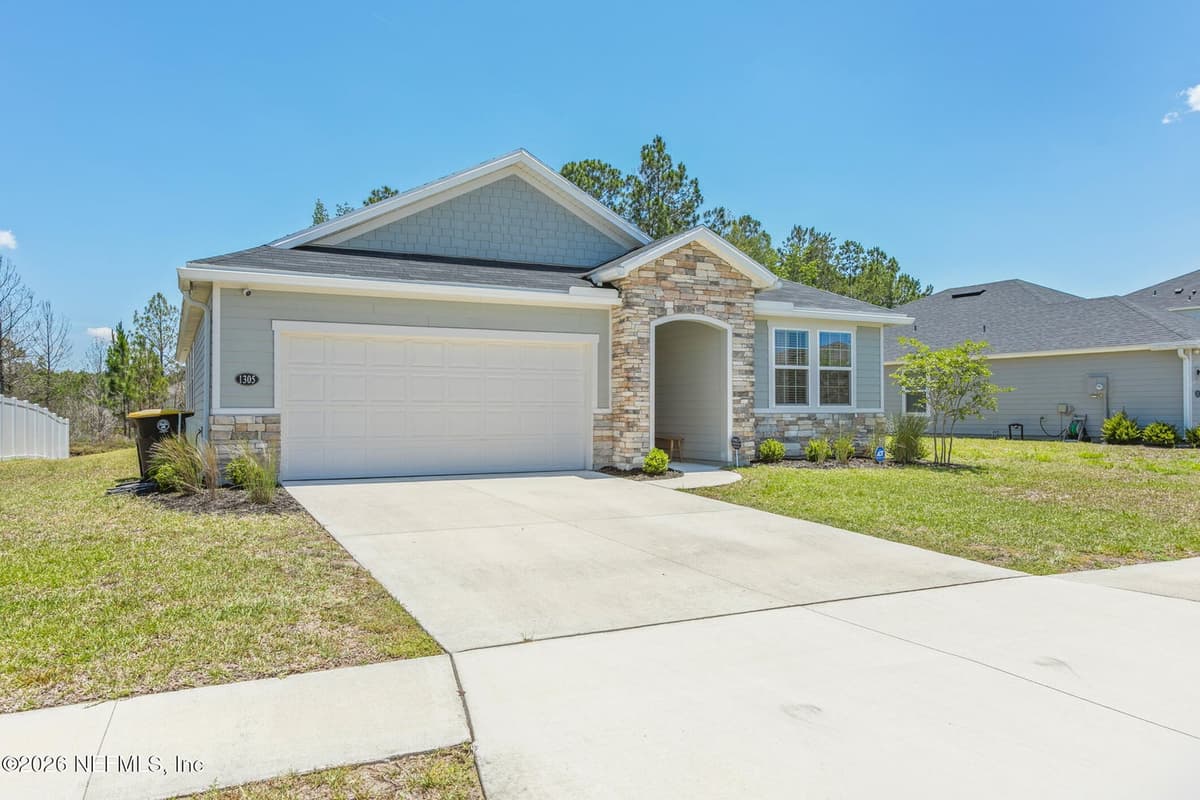 1305 PANTHER LAKE Parkway, Jacksonville, FL 32221 3