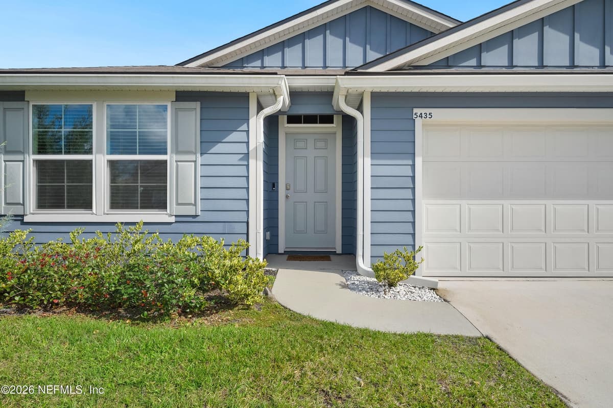 5435 HOLLOW BIRCH Drive, Jacksonville, FL 32219 2