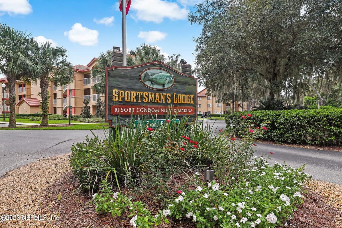 99 BROAD RIVER Place 1301, Welaka, FL 32193 3