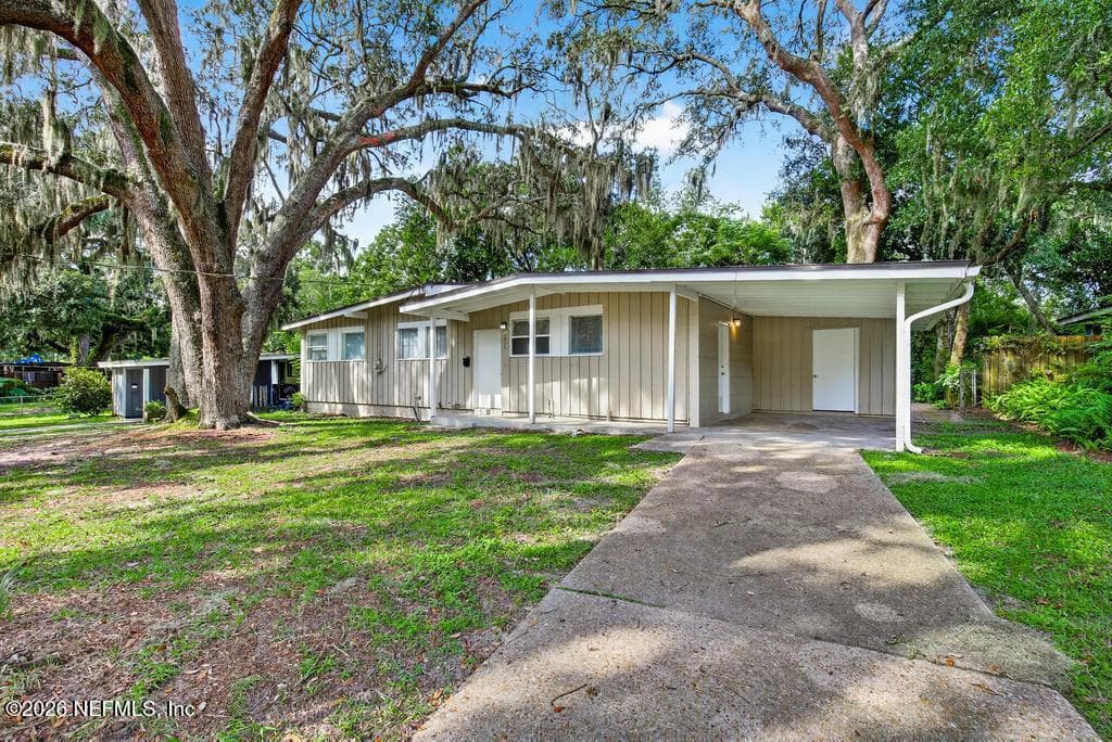 3024 KLINE Road E, Jacksonville, FL 32246 2