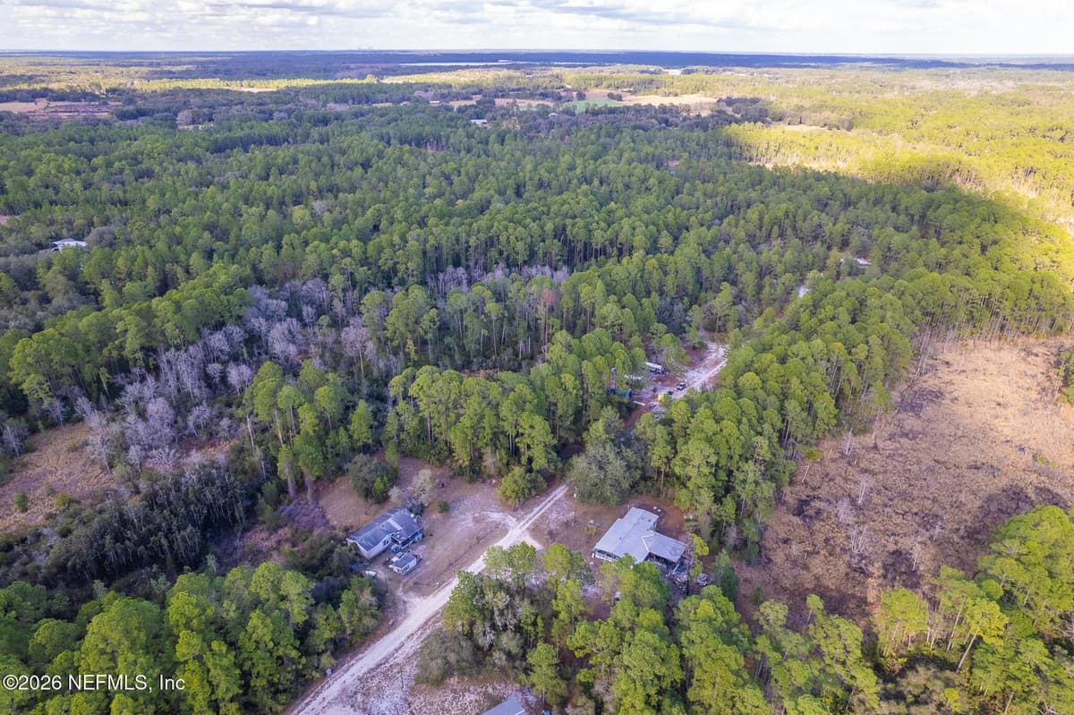 142 FERNCREEK Drive, Georgetown, FL 32139 3