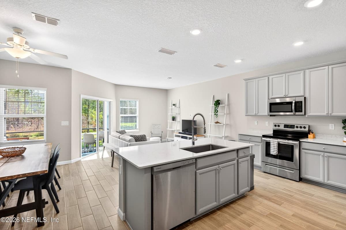 469 ALBANY BAY Boulevard, St. Johns, FL 32259 3