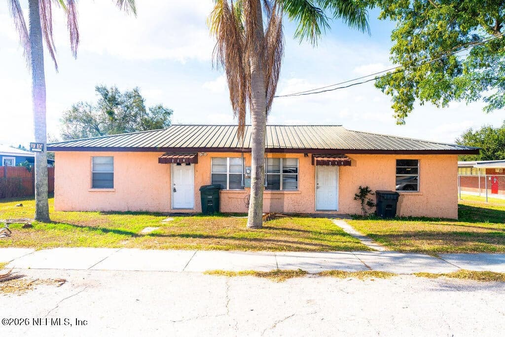417 N BYRD Avenue 1, Avon Park, FL 33825