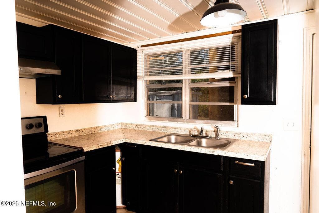 417 N BYRD Avenue 1, Avon Park, FL 33825 3