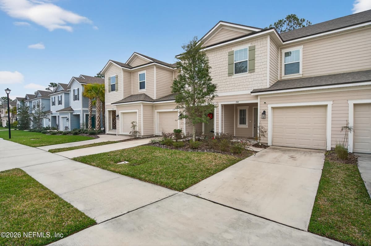 292 ANNIES Place, Jacksonville, FL 32218 3