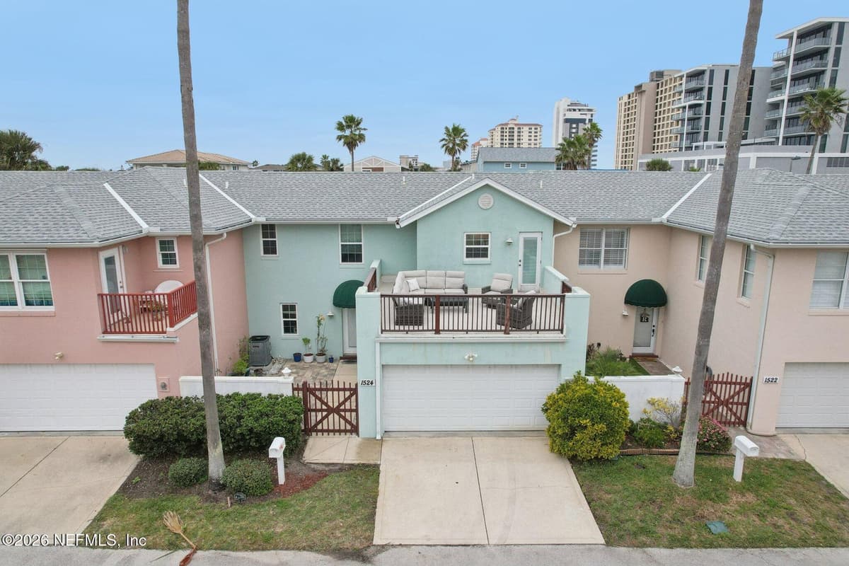 1524 1ST Street S, Jacksonville Beach, FL 32250 2