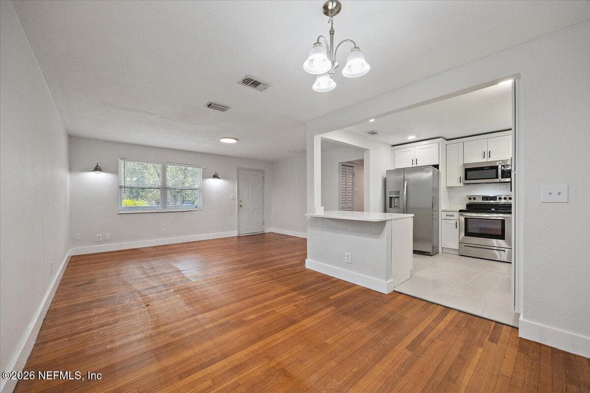6923 GAILLARDIA Road, Jacksonville, FL 32211 3
