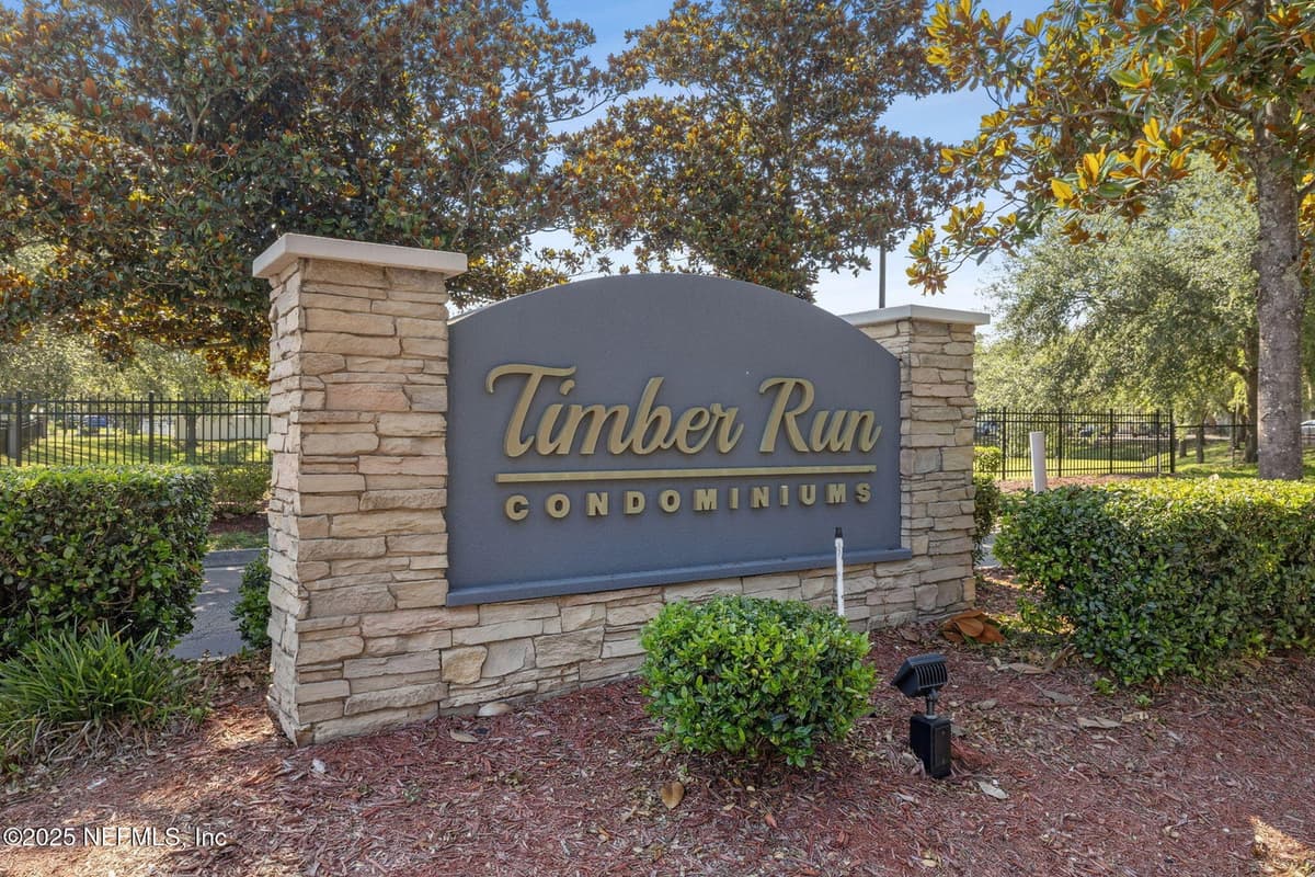 5050 PLAYPEN Drive 4-7, Jacksonville, FL 32210 2