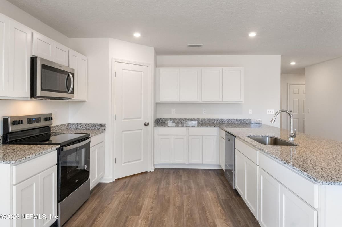 10359 GREYSTONE Drive, Glen St. Mary, FL 32040 3